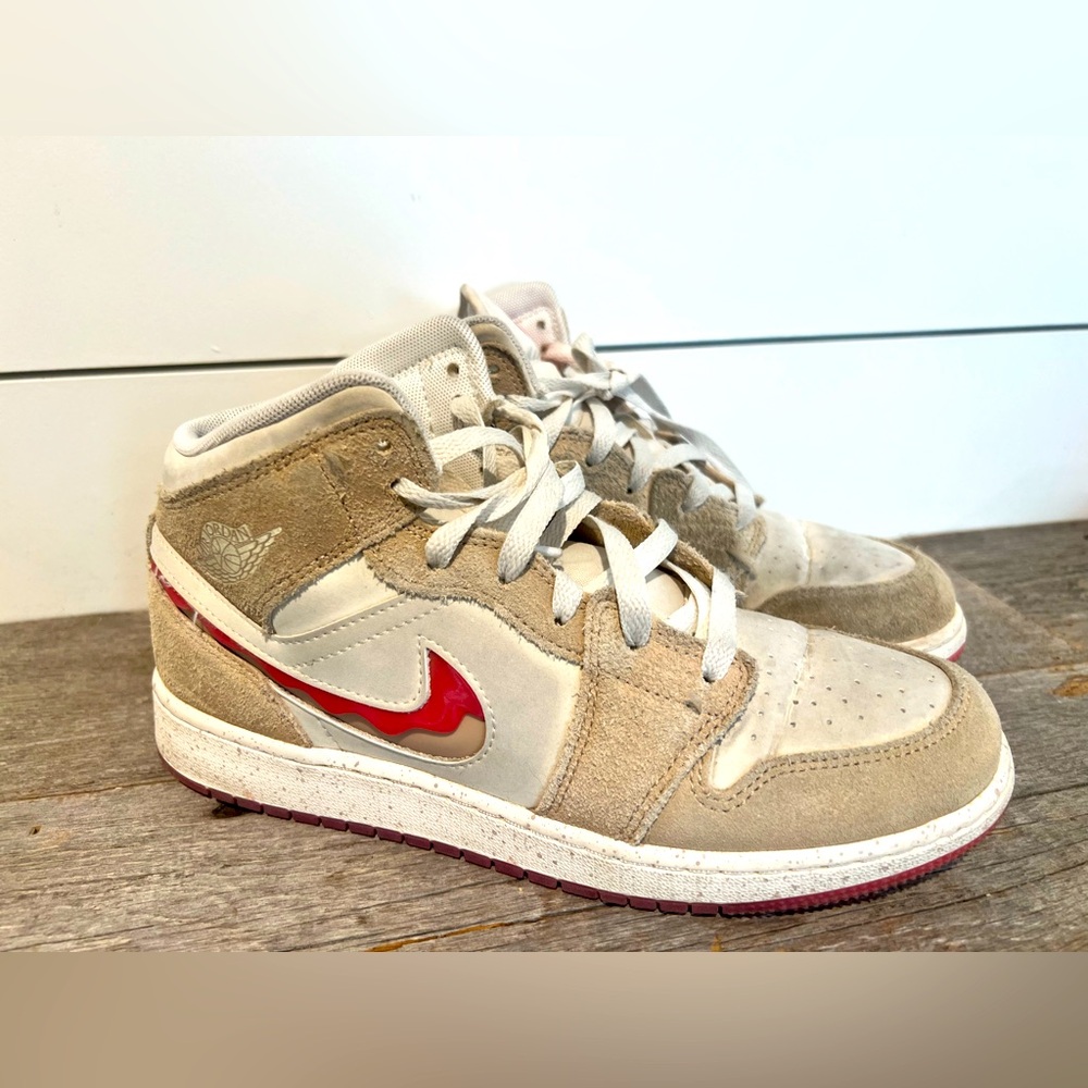 Nike Jordans Youth Peanut Butter Jelly